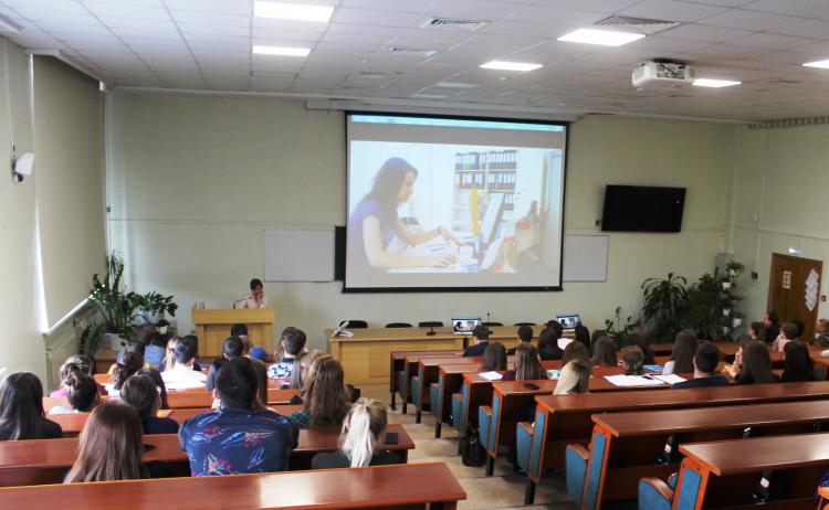 A meeting of students of Agrarian University with representatives of Alfa Credit