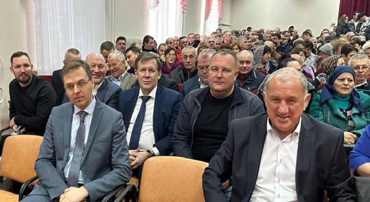 Stavropol State Agrarian University congratulated OOO Experimental Production Farm “Luch” on its 30th anniversary
