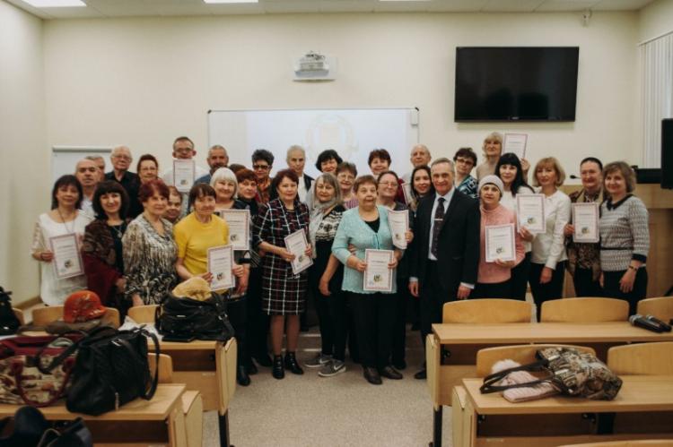 Computer literacy courses for pensioners have been completed at the Institute of Supplementary Vocational Education
