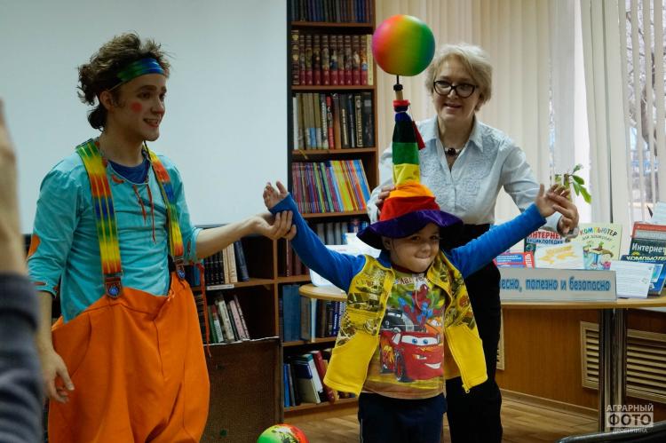 Students - volunteers of the Stavropol State Agrarian University organized a holiday for children with disabilities