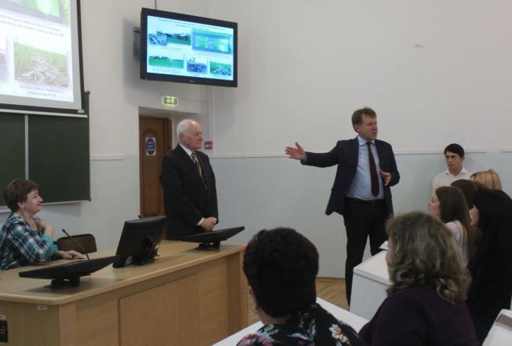  Students of the Faculty of Agrobiology and Land Resources learned about the history of the Department of Agrochemistry and Plant Physiology