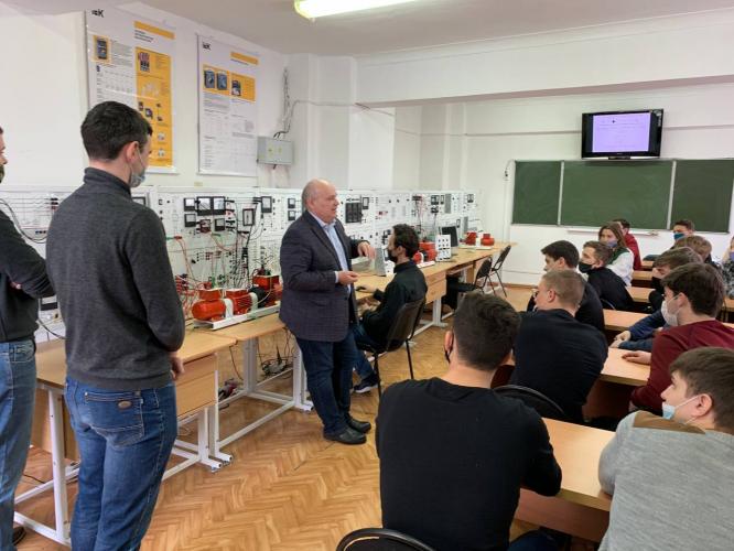 Open lesson for freshmen of the Faculty of Electricity