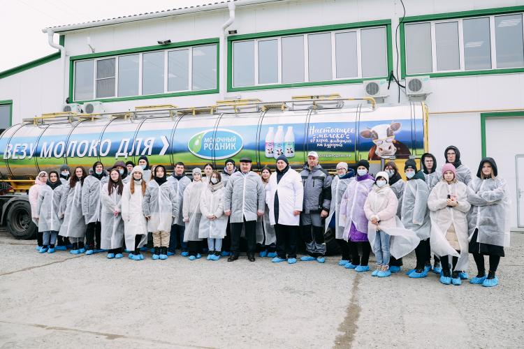 Field class for students of the faculties of veterinary medicine and biotechnology at production site