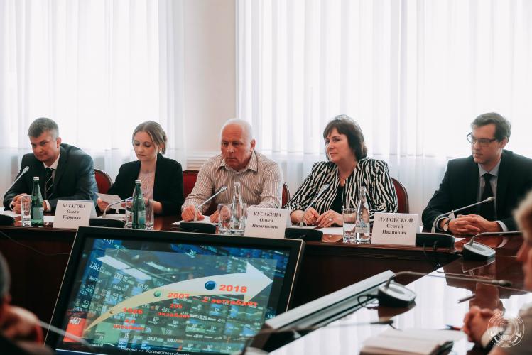 Teachers and students of the Faculty of Economics took part in the work of the regional platform I of the Moscow Academic Economic Forum