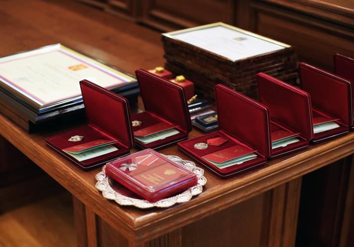 Governor Vladimir Vladimirov awarded an employee of SSAU