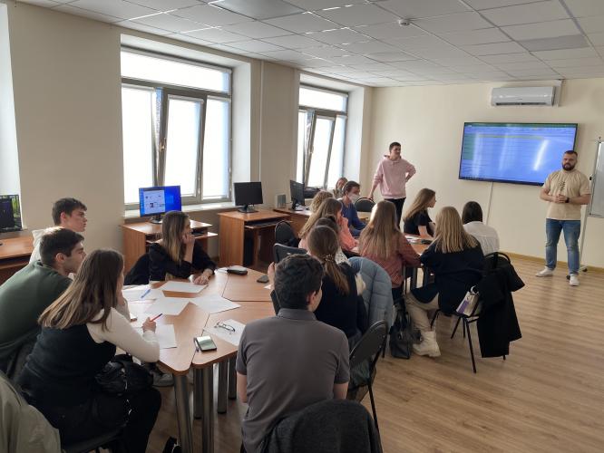 The Economics Faculty summed up the results of the project-educational Marketing Intensive