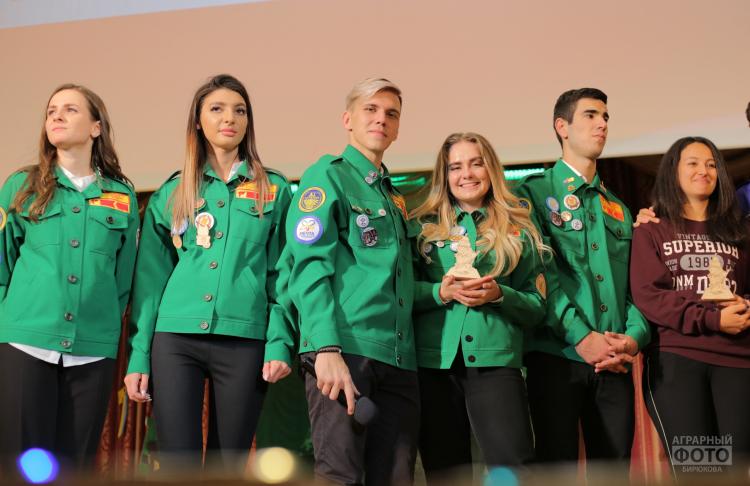 Anniversary opening of the school of leader craftsmanship “Mechta”