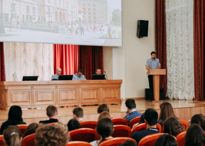 Issues of legal culture were discussed with the first-year students