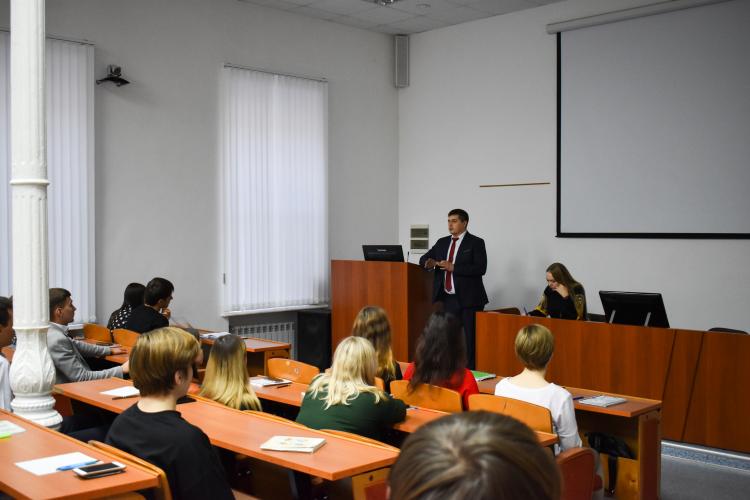 Open lecture for students with a potential employer